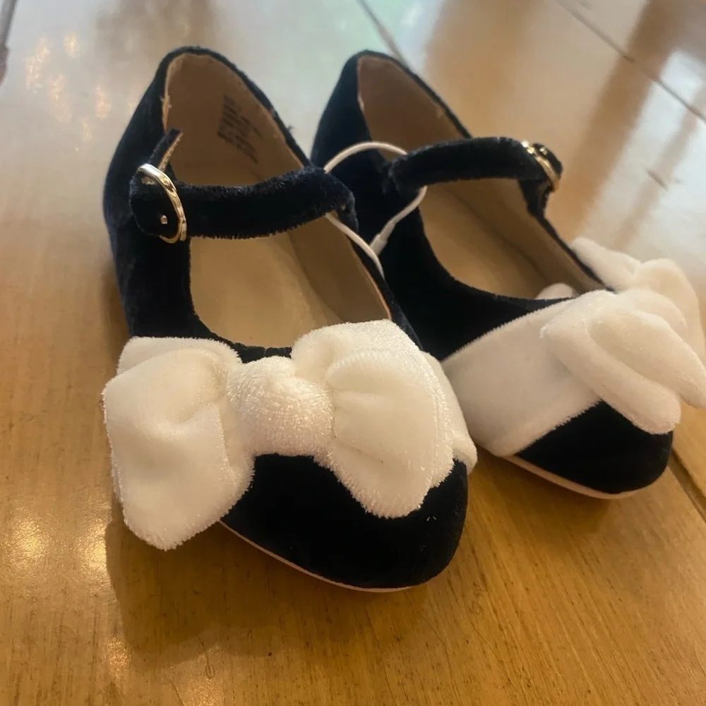 Janie & Jack Girls Black Velvet Flat Dress Shoes New Size 5